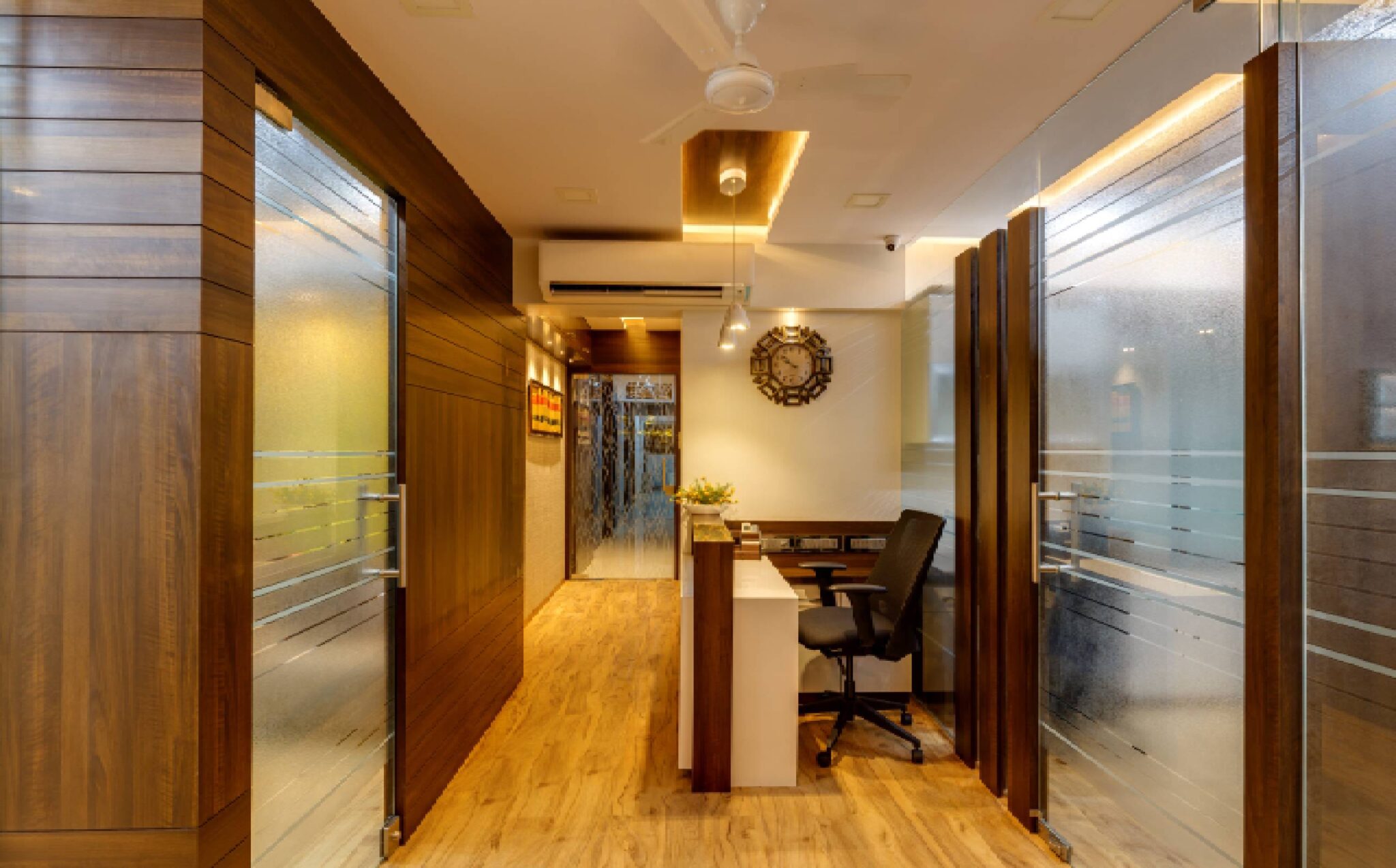 Office Interior Designer In Pune​